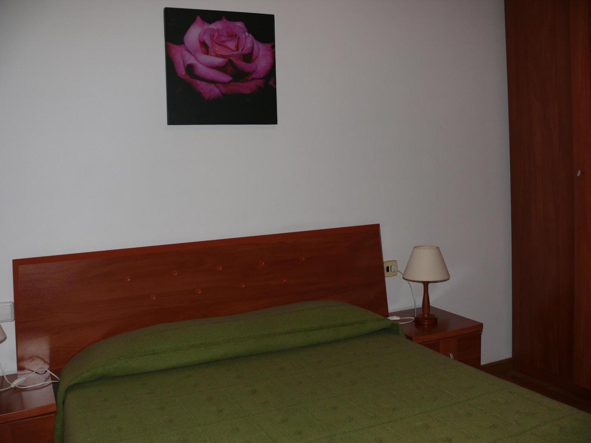 Hostal Muntanya Artesa de Segre ภายนอก รูปภาพ
