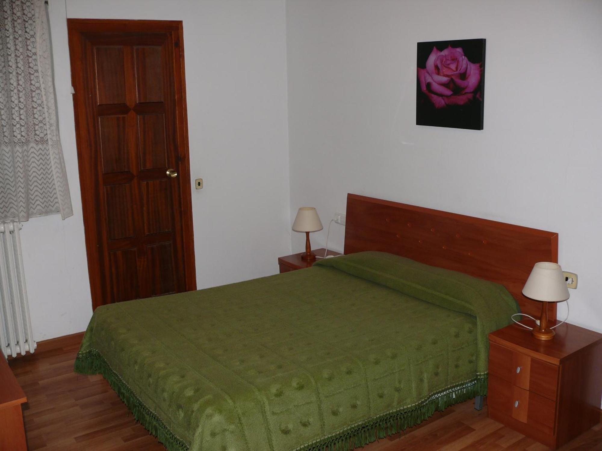Hostal Muntanya Artesa de Segre ภายนอก รูปภาพ